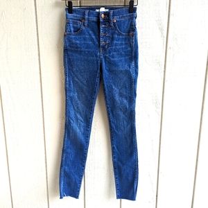 Madewell 10" High Rise Skinny raw hem 23